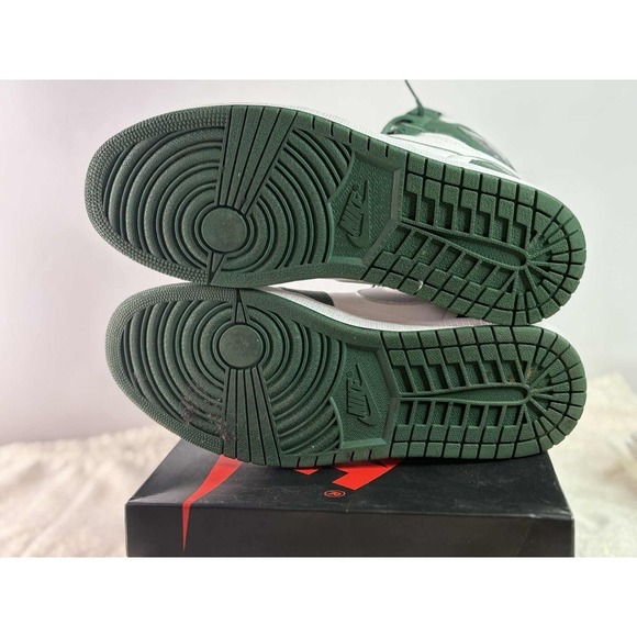 Nike Air Jordan 1 Retro OG High Gorge Green size 11 - Picture 3 of 8